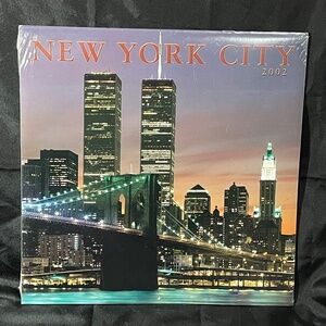 2002 New York City - Manhattan Skyline Calendar NEW